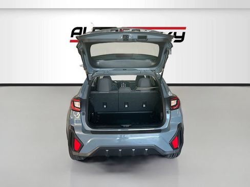 Used 2025 Subaru Crosstrek 2.5i Premium AWD/4WD image 25