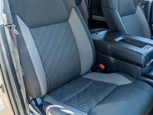 Used 2017 Toyota Tundra SR5 image 43