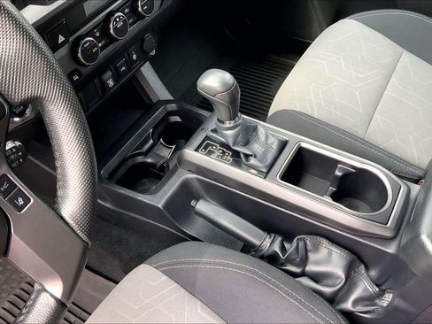 Used 2023 Toyota Tacoma TRD Off-Road AWD/4WD image 16