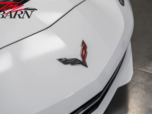 Used 2014 Chevrolet Corvette Stingray Convertible w/ 3LT Preferred Equipment Group image 17