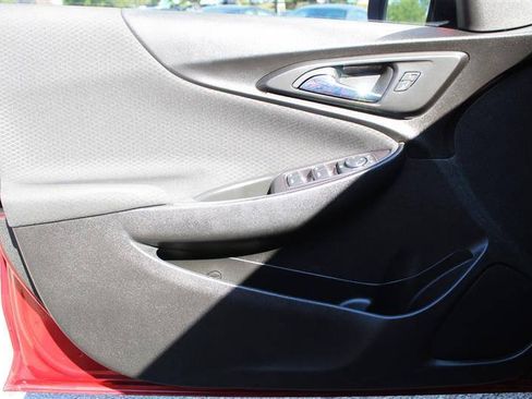Used 2023 Chevrolet Malibu RS FWD image 11
