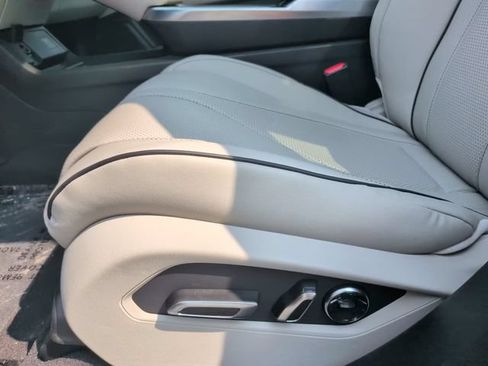 New 2026 Acura RDX w/ Advance Package AWD/4WD image 17