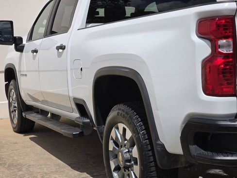 Used 2024 Chevrolet Silverado 2500 Custom w/ Custom Value Package AWD/4WD image 35
