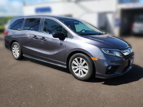 Used 2019 Honda Odyssey LX image 2