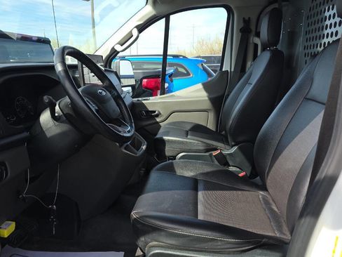 Used 2023 Ford Transit 250 Low Roof AWD image 9