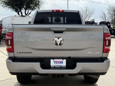 Used 2024 RAM 2500 Laramie AWD/4WD image 6