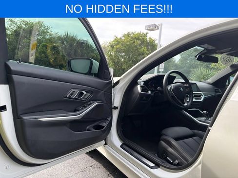 Used 2022 BMW 330i Sedan w/ Convenience Package RWD image 8