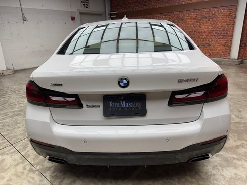 Certified 2022 BMW 540i xDrive w/ M Sport Package image 4