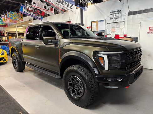 Used 2025 Ford F150 Raptor w/ Equipment Group 803A Raptor R image 3