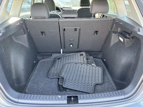 Certified 2024 Volkswagen Taos S image 5