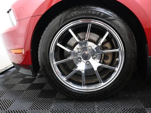 Used 2011 Ford Mustang GT Premium w/ Comfort Pkg RWD image 31