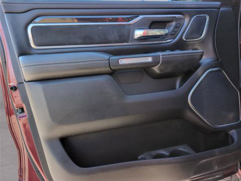 Used 2019 RAM 1500 Laramie image 28