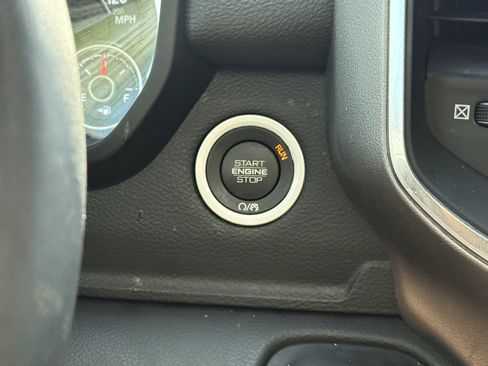 Used 2025 RAM 1500 Laramie w/ Laramie Southwest Edition image 23