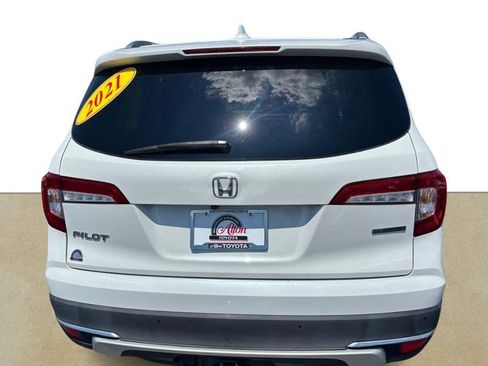 Used 2021 Honda Pilot Touring image 5