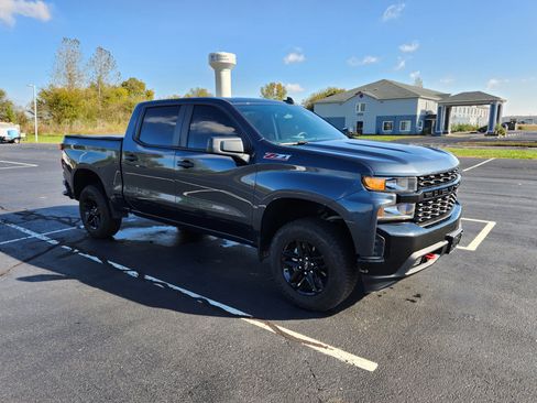 Used 2021 Chevrolet Silverado 1500 Custom Trail Boss image 9