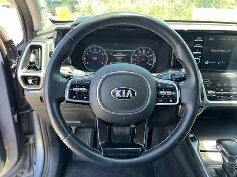 Used 2021 Kia Sorento EX w/ Panoramic Sunroof Package AWD/4WD image 24