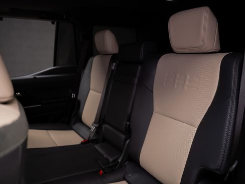 Used 2026 Lexus GX 550 AWD/4WD image 64