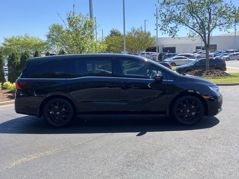 Certified 2026 Honda Odyssey Sport-L image 11