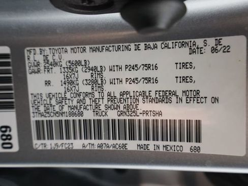 Used 2022 Toyota Tacoma TRD Sport image 33