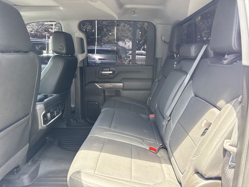 Used 2022 Chevrolet Silverado 2500 LTZ w/ LTZ Convenience Package AWD/4WD image 10