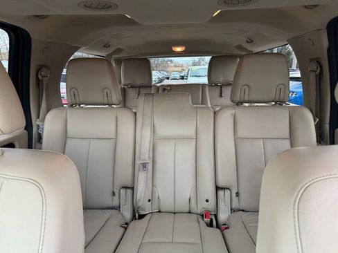 Used 2016 Ford Expedition EL XLT w/ Equipment Group 202A image 24