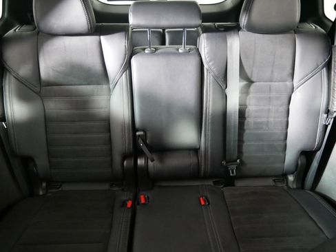 Used 2023 Mitsubishi Outlander SE image 13