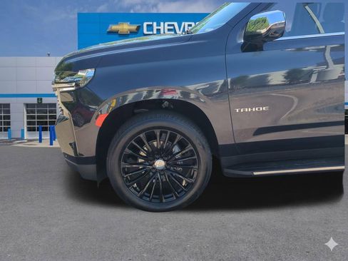 Used 2024 Chevrolet Tahoe Premier AWD/4WD image 11
