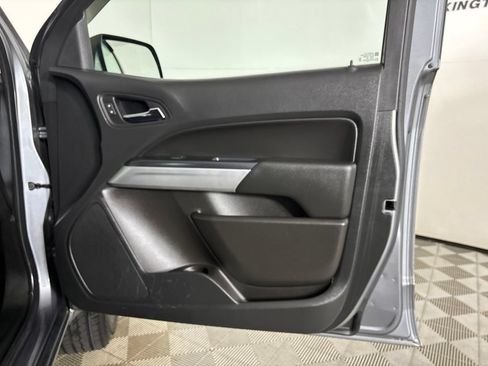 Used 2021 Chevrolet Colorado LT w/ Fleet Safety Package RWD image 22