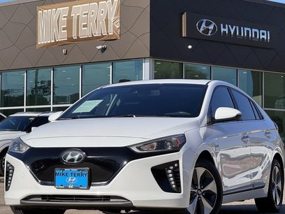 Used 2017 Hyundai Ioniq Limited w/ Limited Ultimate Package 02