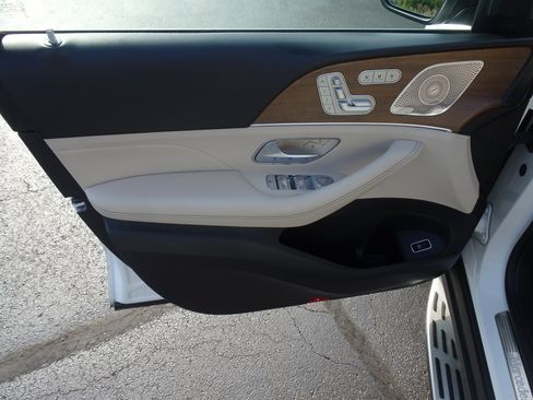 Used 2021 Mercedes-Benz GLE 350 4MATIC image 17