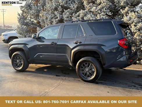 Used 2025 Toyota 4Runner SR5 image 5