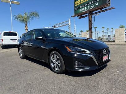 New 2025 Nissan Altima 2.5 S