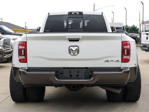 Used 2022 RAM 3500 Limited AWD/4WD image 10