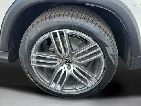 New 2026 Mercedes-Benz GLS 450 4MATIC image 6