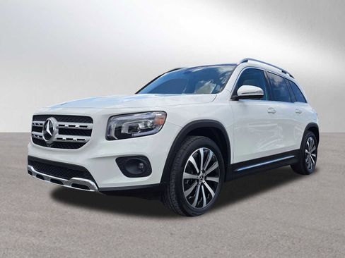 Used 2023 Mercedes-Benz GLB 250 4MATIC image 7