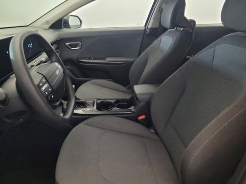 Used 2025 Kia K4 FWD image 17