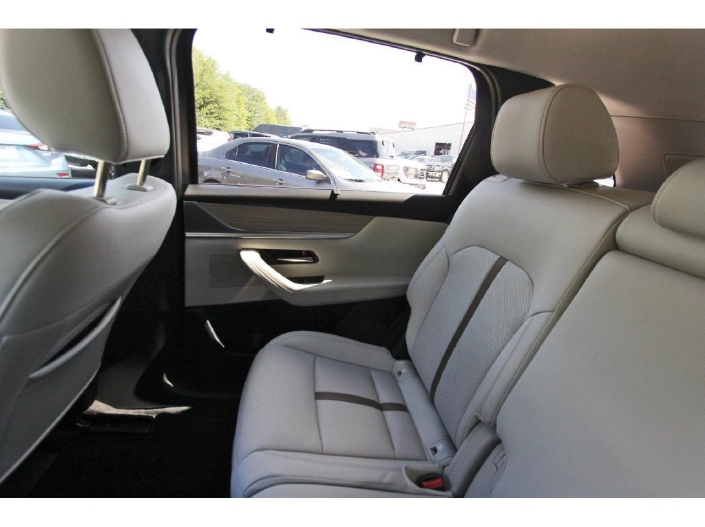 Certified 2026 MAZDA CX-90 3.3 Turbo w/ Premium Plus Pkg AWD/4WD image 9