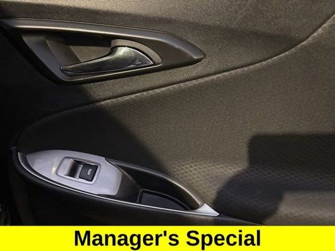 Used 2024 Chevrolet Malibu LT image 36