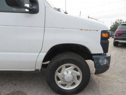 Used 2014 Ford E-150 and Econoline 150 RWD image 27