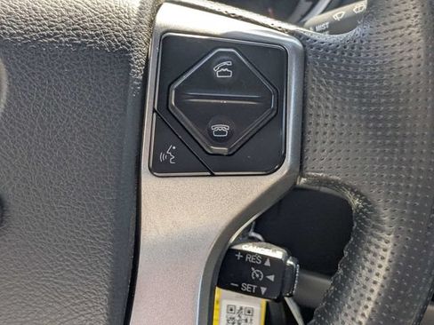 Used 2014 Toyota Tacoma PreRunner w/ Convenience Package RWD image 27