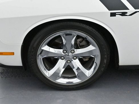 Used 2012 Dodge Challenger R/T Plus image 28