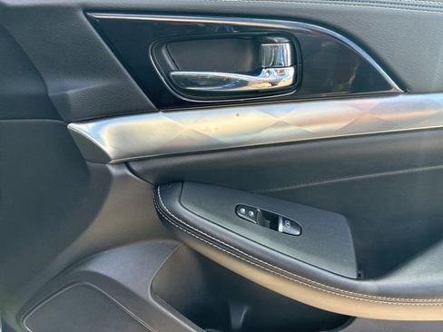 Used 2023 Nissan Maxima SV w/ Floor Mat Group image 14