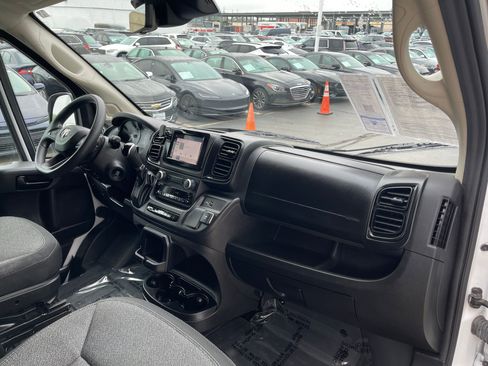 Used 2023 RAM ProMaster 3500 FWD image 17