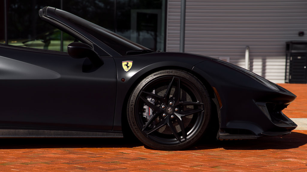 Used 2020 Ferrari 488 Pista Spider RWD image 9