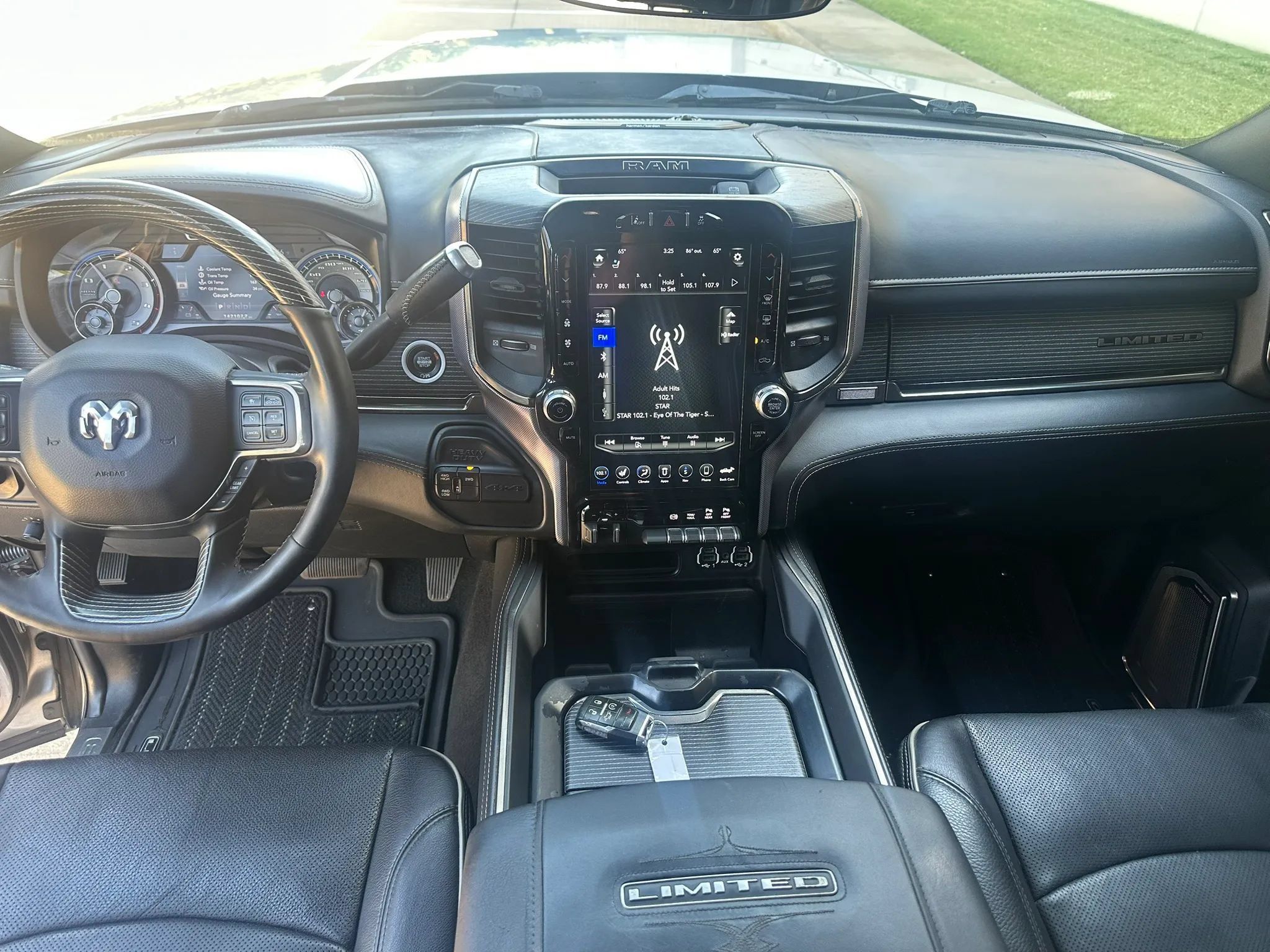 Used 2020 RAM 3500 Limited AWD/4WD image 24