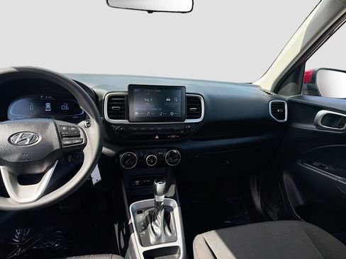 Certified 2023 Hyundai Venue SE FWD image 21