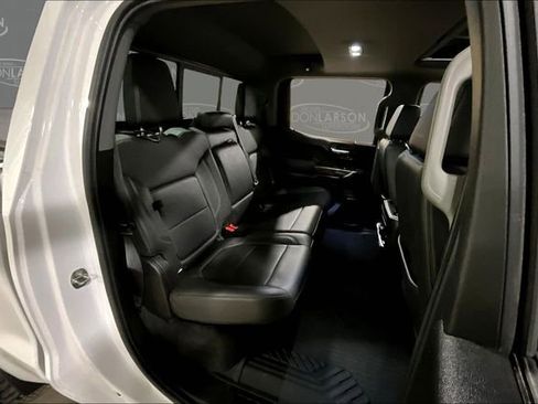 Used 2021 Chevrolet Silverado 1500 LT Trail Boss image 17