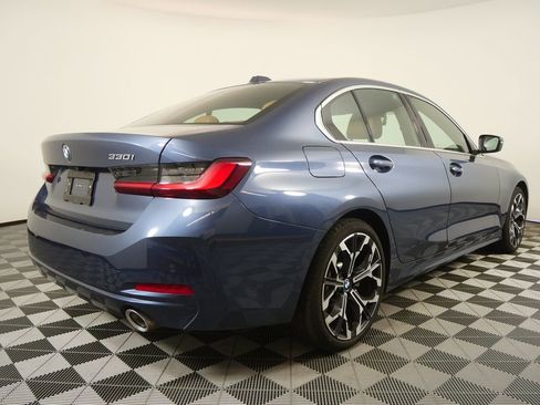 Certified 2025 BMW 330i Sedan image 3