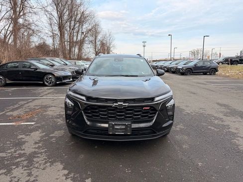 Used 2025 Chevrolet Trax RS w/ Driver Confidence Package FWD image 9