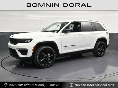 Used 2024 Jeep Grand Cherokee Limited w/ Black Appearance Package